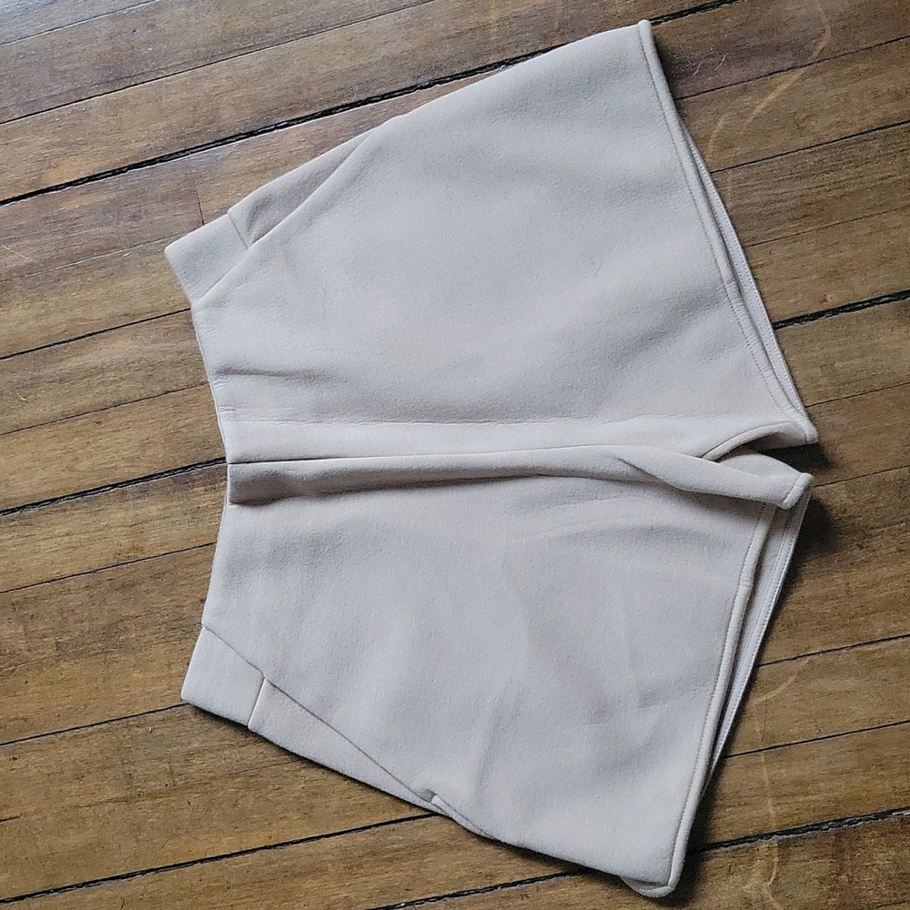 COS knit short